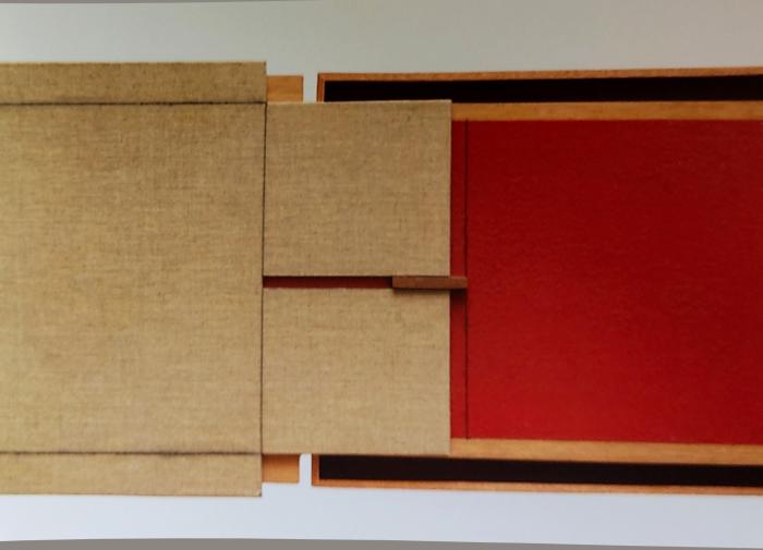 Tela de lino y acrílico sobre madera